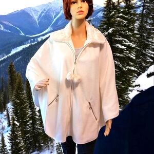 Le Moda Cape Womens One Size Ivory Fleece Faux Fur Collar Lord Daniel T56